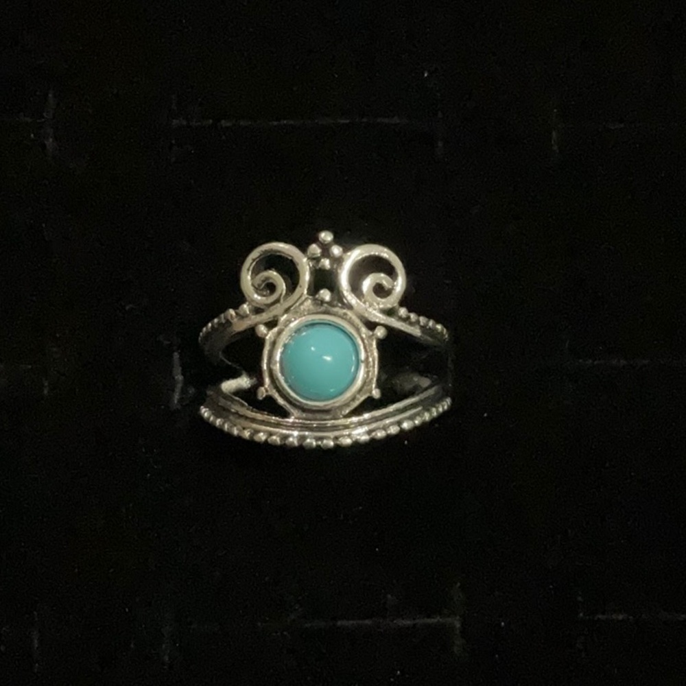 Silver Toned Turquoise Ring Size 7